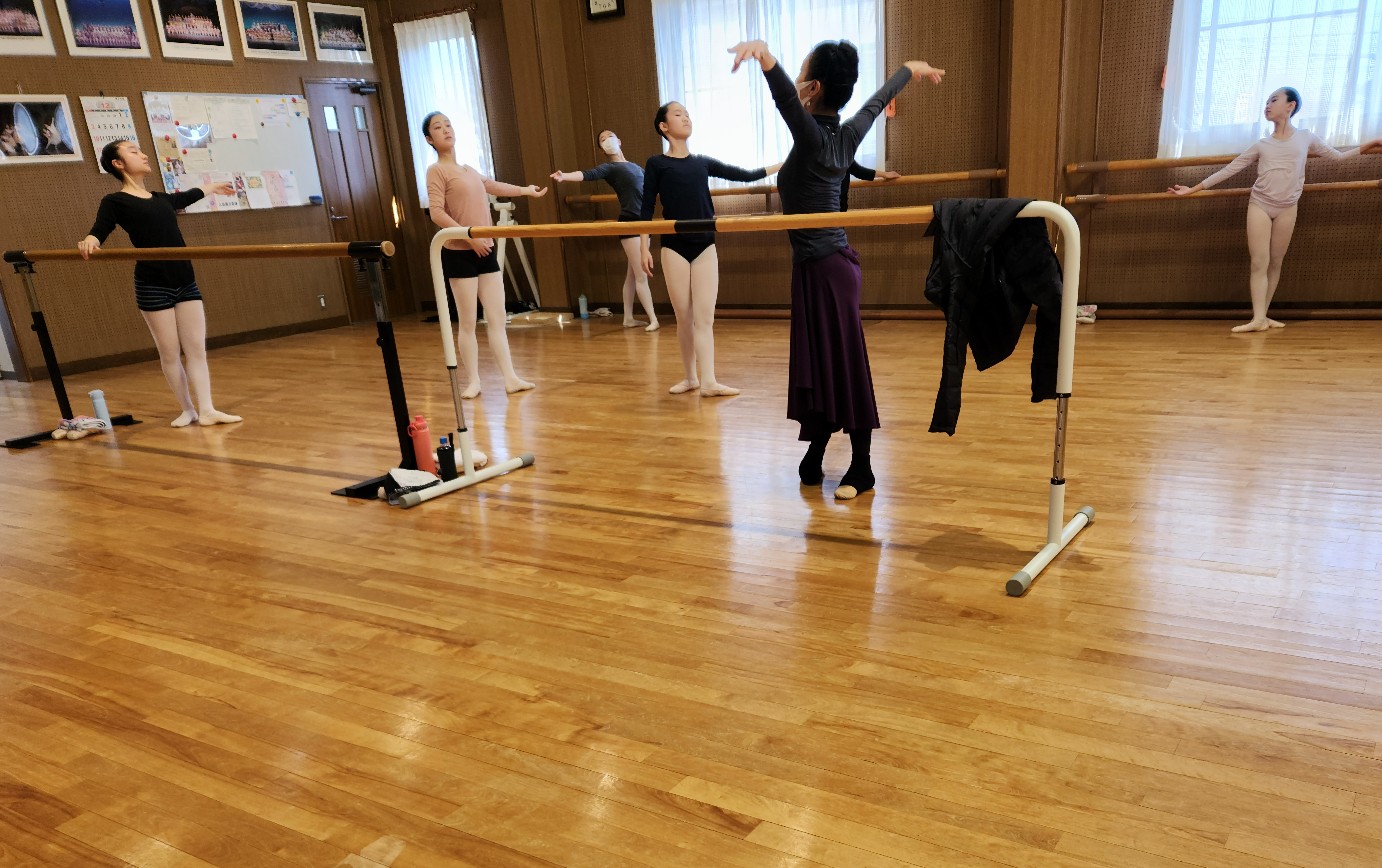 下村 由理恵 先生 岡山市内のバレエレッスン（教室）ならバレエハウス本田♪ 無料体験レッスン受付中♪