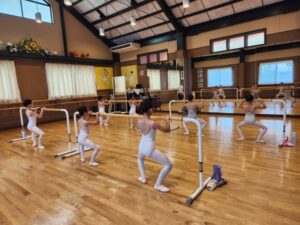 岡山バレエ小学生低学年クラス バレエハウス本田